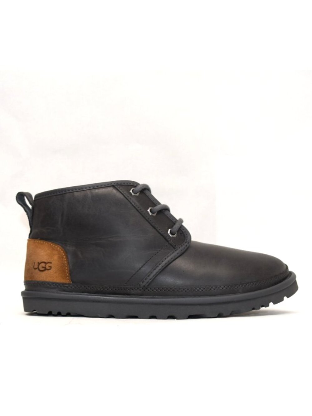 New! UGG Men's Neumel Era Boot Black Leather Size 8 DD532 1171111